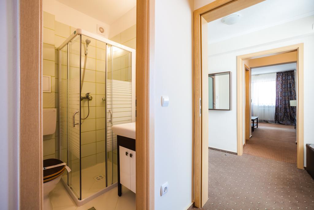 Hotel Domogled Băile Herculane Extérieur photo